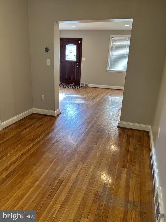 Photo - 1728 Redwood Ave