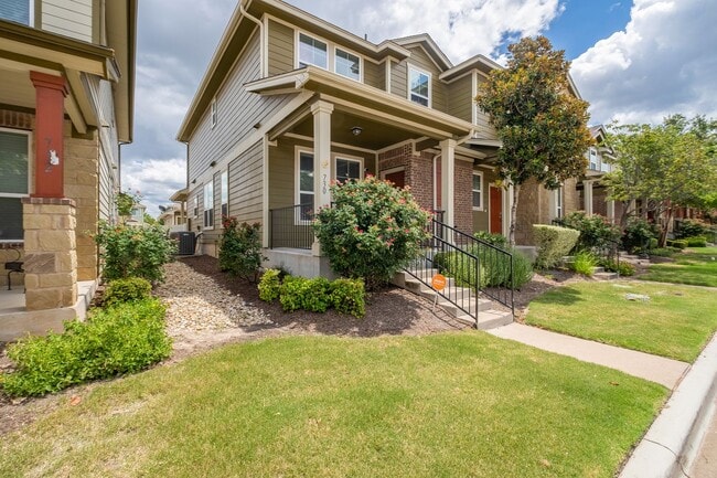 Photo - 730 Lost Pines Ln
