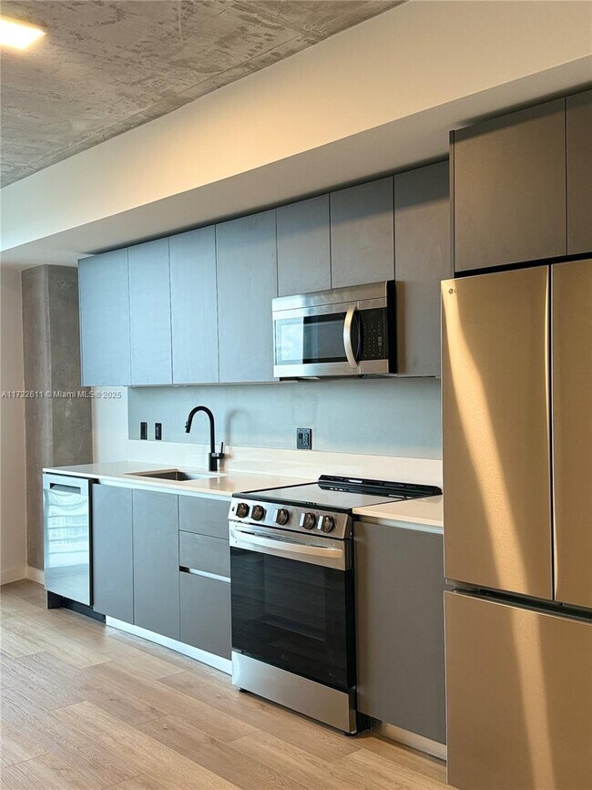 Photo - 307 SW 5th St Unit 2415