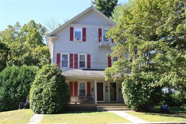Building Photo - 136 Church St Unit B Rental