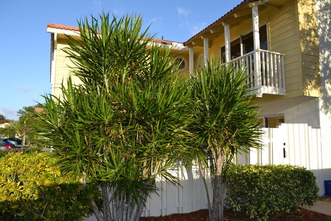 Photo - 176 Seabreeze Cir
