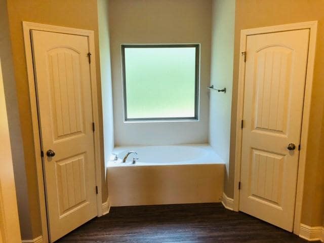 Photo - 9550 Fox Hunter Ct W