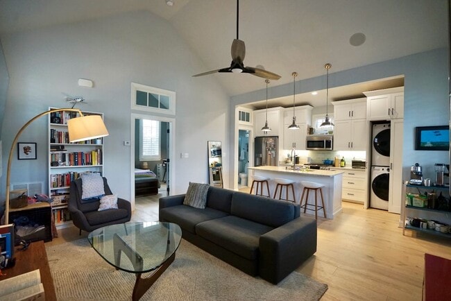 Photo - 9517 23rd Bay St