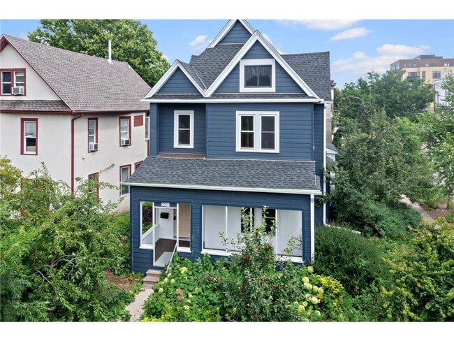 Photo - 2559 Aldrich Ave S