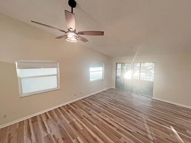 Photo - 26 Aledo Ct Unit 26 Aledo Ct