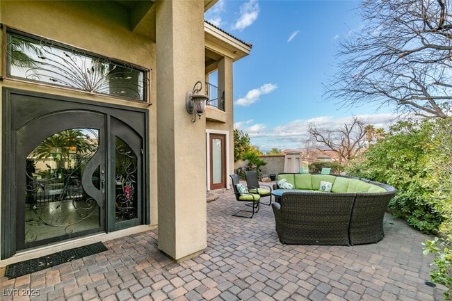 Building Photo - 2033 Winter Wind St