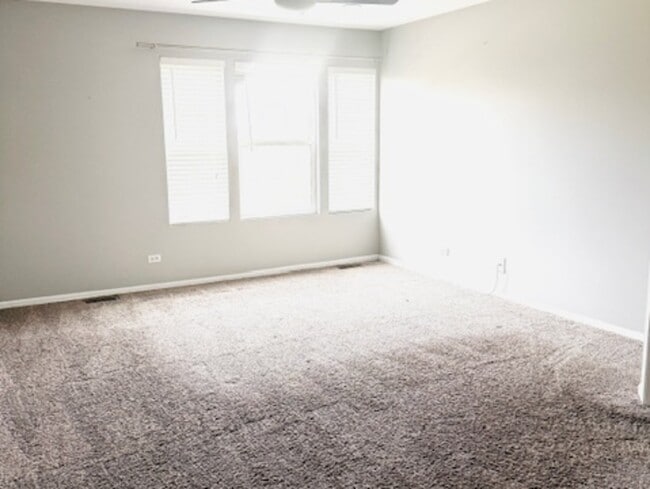 Photo - 4055 Blackstone Dr