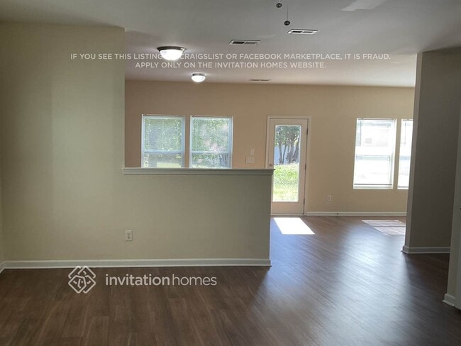 Photo - 1052 Sapphire Dr