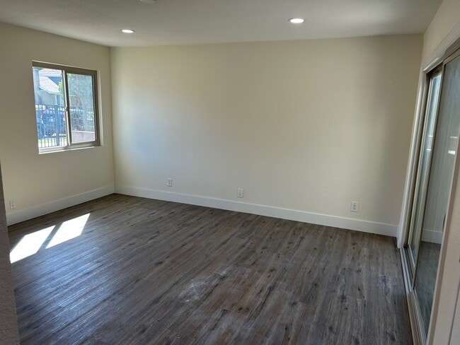 101 W Olive Ave