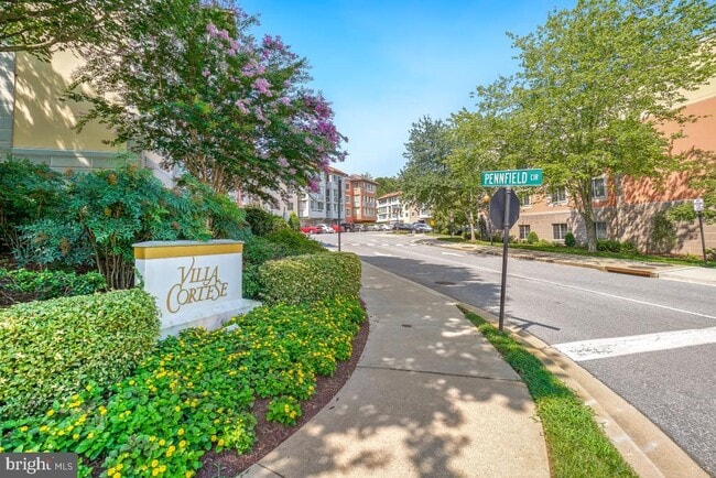 Building Photo - 14809 Pennfield Cir Unit 105 Rental