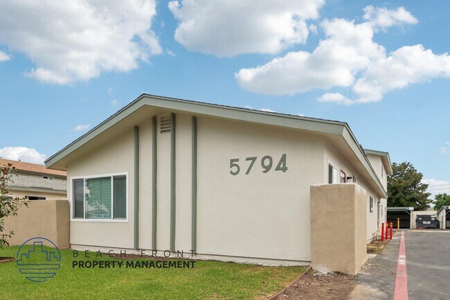 Photo - 5776 Rostrata Avenue