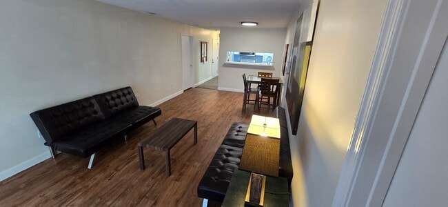 303 Smith Level Rd Unidad 32