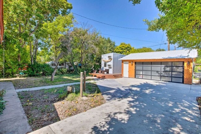 Photo - 161 Vidas Ave