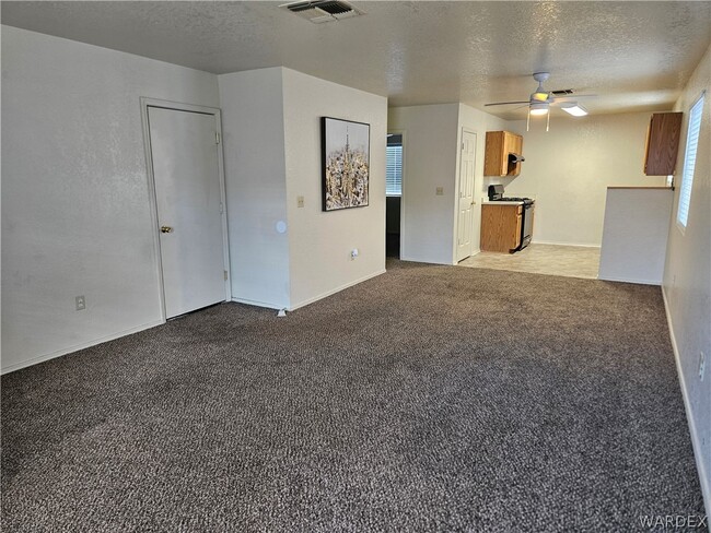 Photo - 813 Gemstone Ave