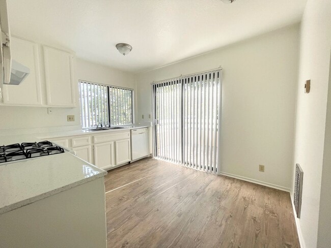 Photo - Spacious Single Level Upstairs Apartment! Unit D