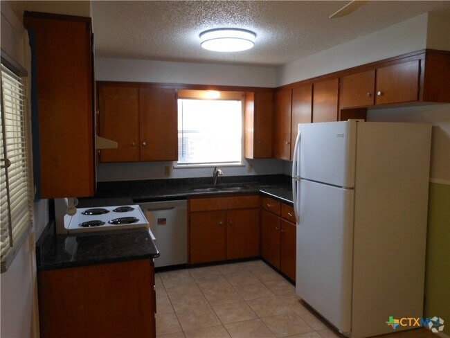 Building Photo - 1005 Wallhalla St Rental