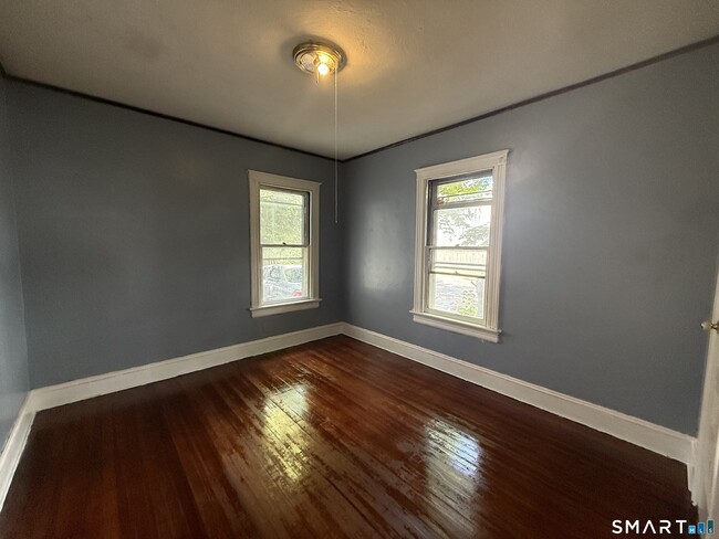 Photo - 184 Fairview St Unit 1