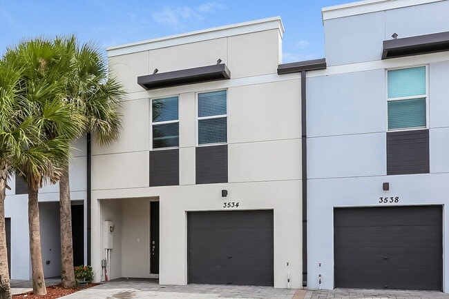 Photo - 3534 Joshua Tree St