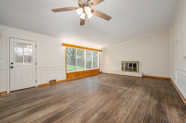 Photo - 1520 N Yale Blvd