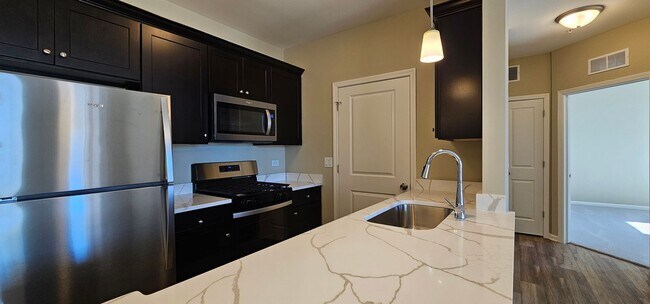 Photo - 1 Bedroom, 1 Bathroom, Mid, First floor, A...