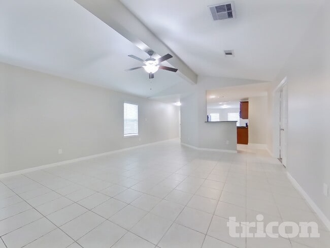 Photo - 680 Totem Trail Dr