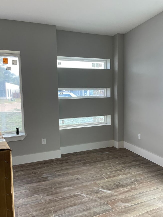 Photo - 3/2/1 Comtemporary NEW BUILD