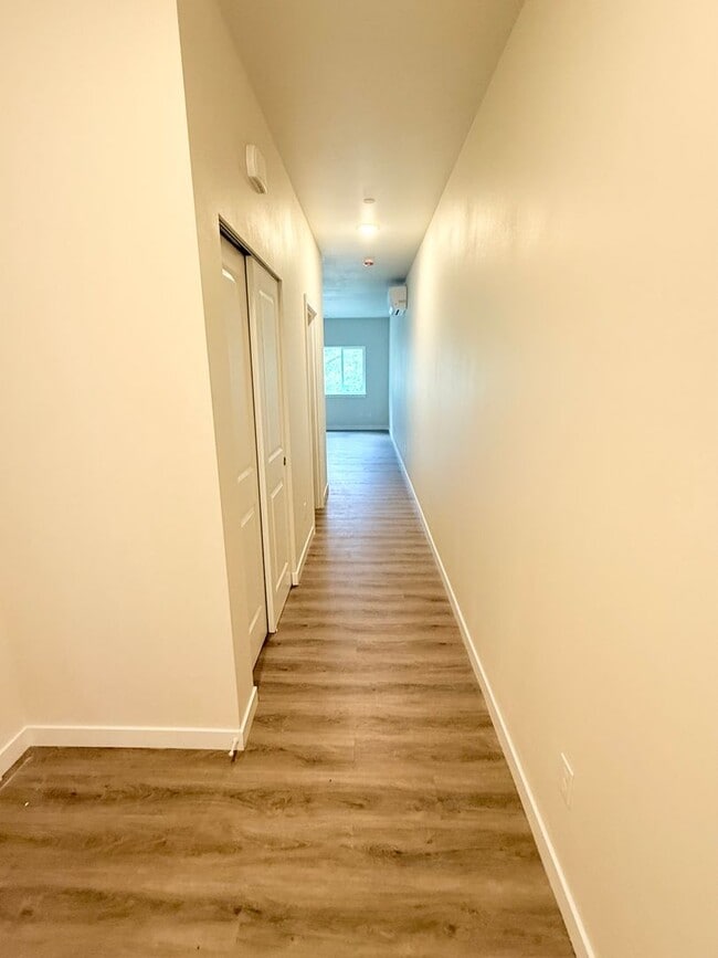 Photo - 5158/5160 W Francis St Unit 5158