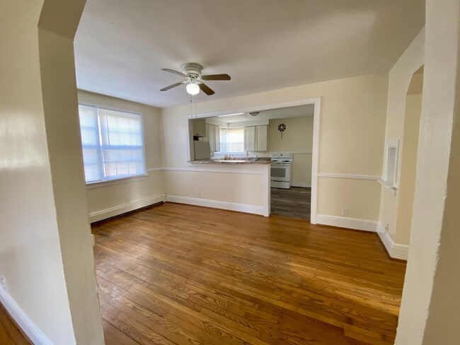 Photo - Hampton Gardens