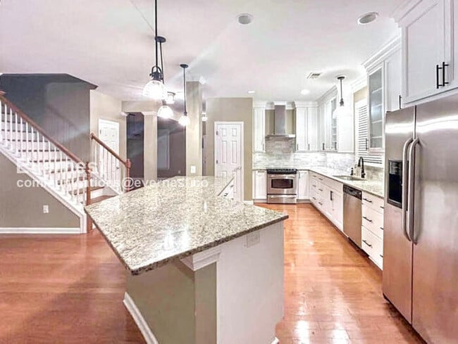 Photo - 212 Horizon Hill