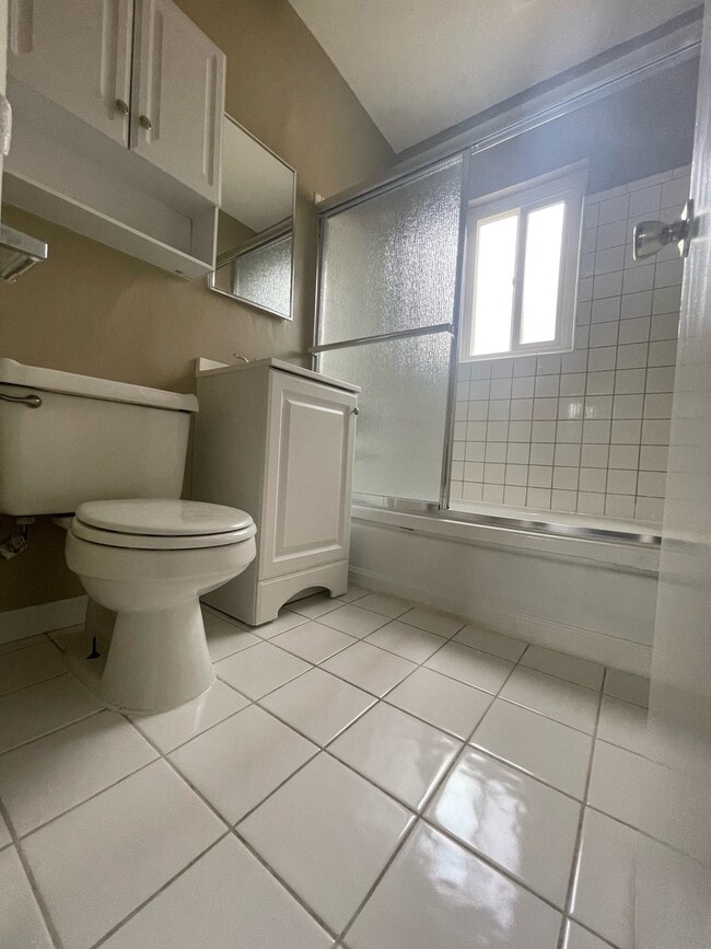 Santa Fe Apartments LB (West Long Beach)