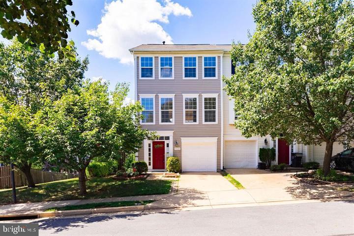Photo - 9220 Acer Ln Townhome