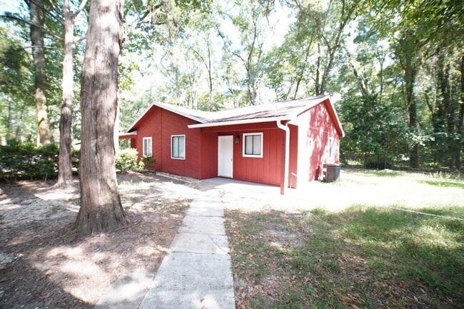 Photo - 2741 W Tharpe St