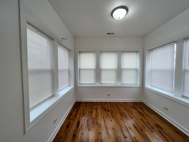 3911 W 14th St Unit 3