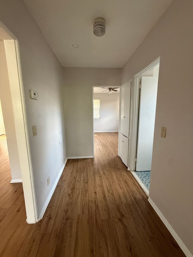 Photo - 3114 Belden Cir Unit 4