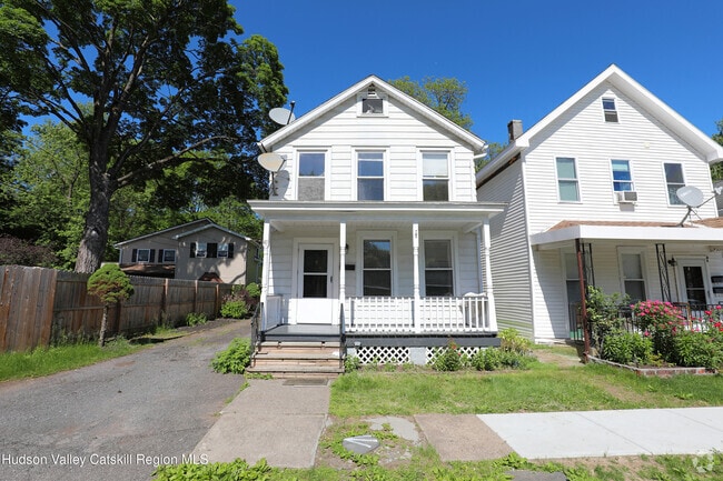 Building Photo - 47 S Pine St Rental