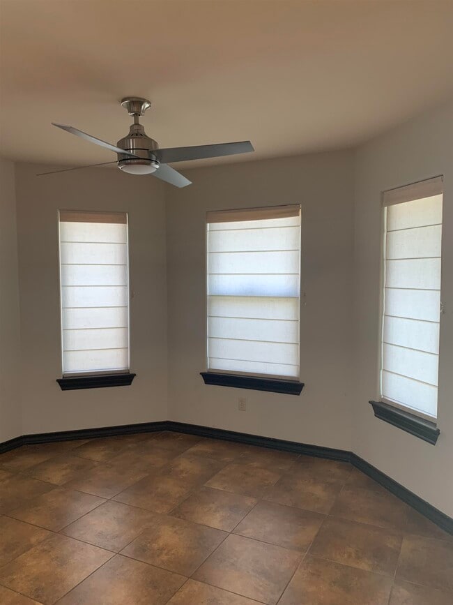 Photo - 3129 Rosco Dr