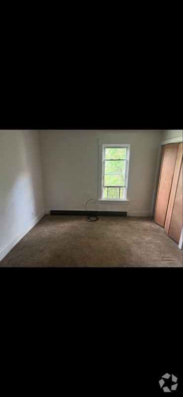 Building Photo - 5391-5392 Washington St Rental