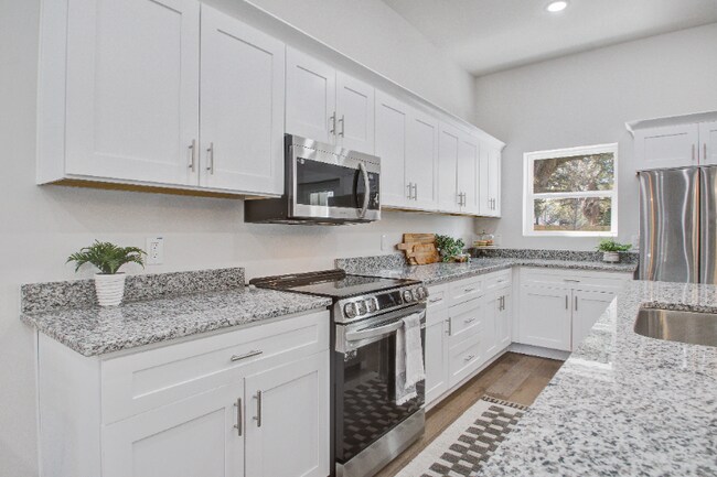 Photo - 5739 Murray Dr