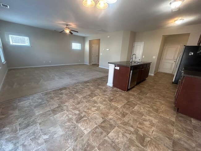 Photo - 224 Jerri Ln