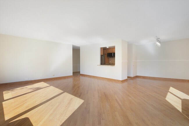 Photo - 1169 S Plymouth Ct Unit 301