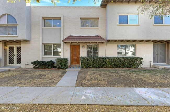 Photo - 225 N Standage Townhome