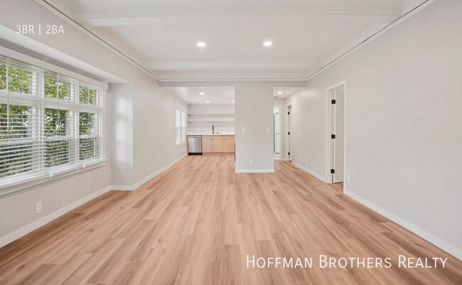 Photo - 1411 Mohawk St