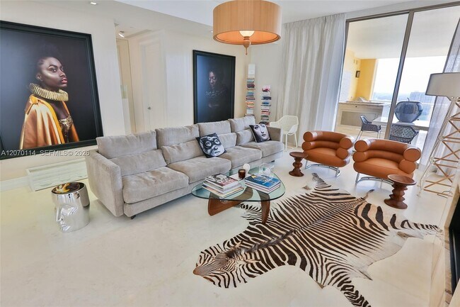 17749 Collins Ave Unidad 3101