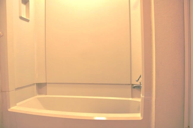 Photo - 16454 Hickory Knoll Dr