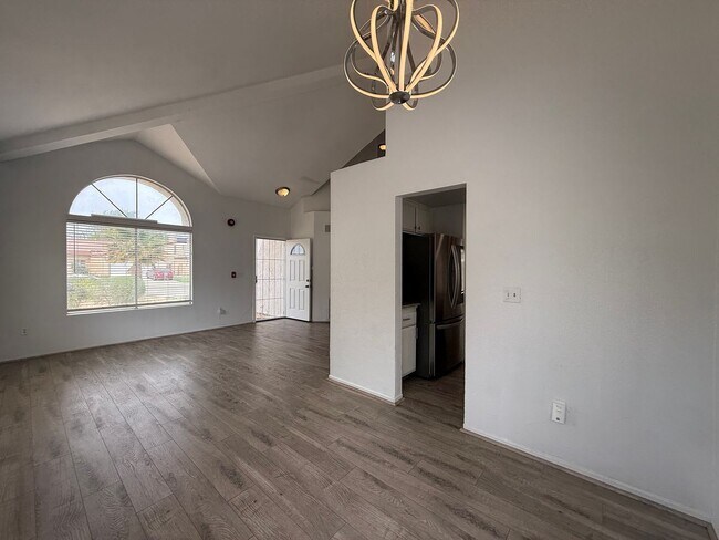 Photo - Lancaster 3 Bedroom + 3 Bathroom