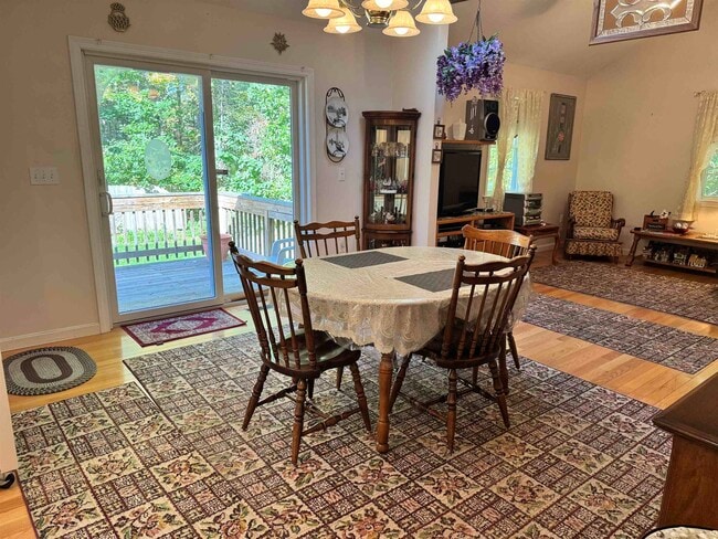 Photo - 29 Cramer Hill Rd