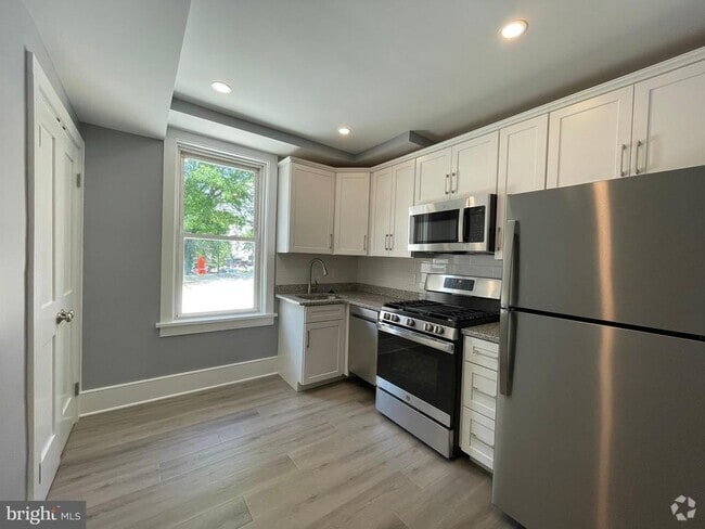 Building Photo - 25 W State St Unit 1 Rental