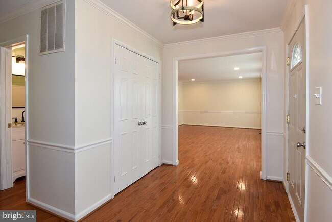 Photo - 3452 Wainscott Pl