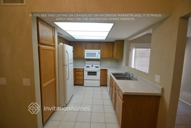 Photo - 6839 W Gardenia Ave