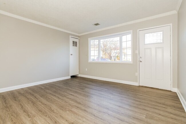 Photo - Beautiful Ranch Home!